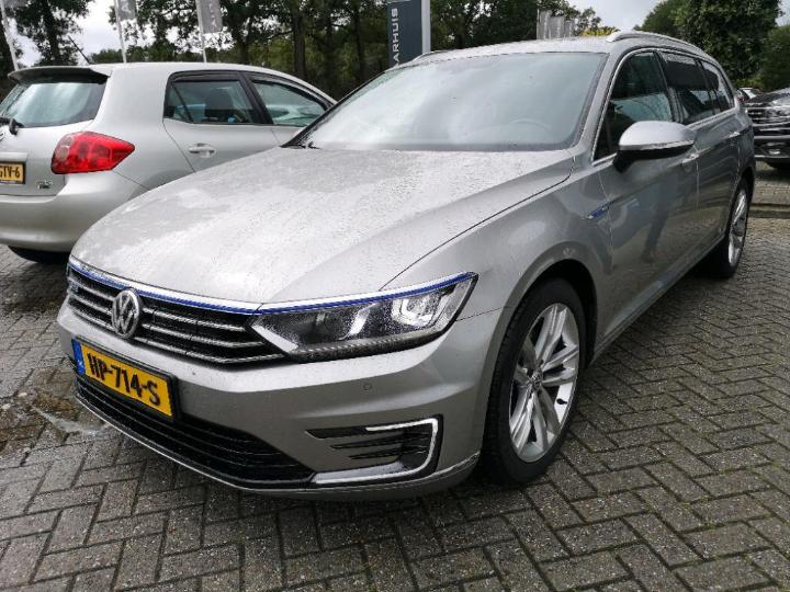 VOLKSWAGEN PASSAT 2015 wvwzzz3czge117269