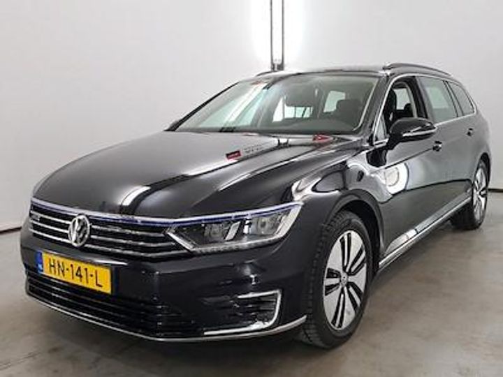 VOLKSWAGEN PASSAT 2015 wvwzzz3czge117425