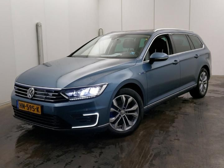 VOLKSWAGEN PASSAT 2015 wvwzzz3czge117560