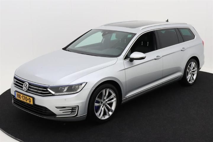 VOLKSWAGEN PASSAT 2015 wvwzzz3czge118918