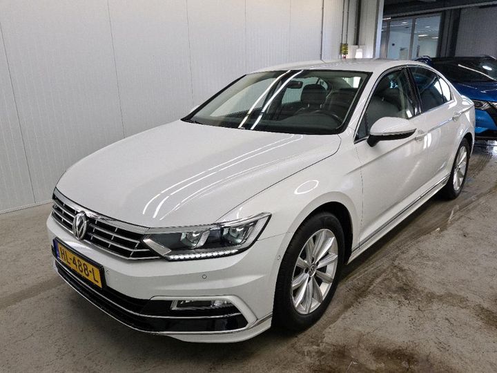 VOLKSWAGEN PASSAT 2015 wvwzzz3czge119128