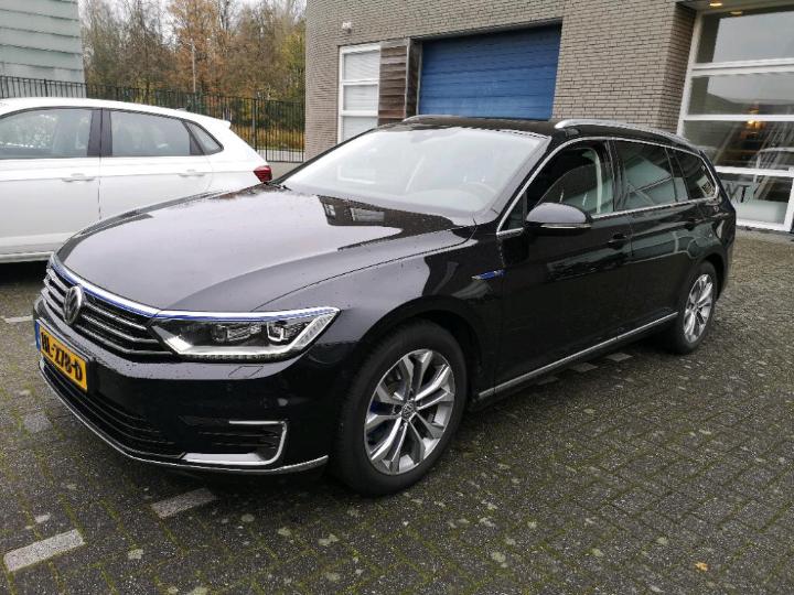 VOLKSWAGEN PASSAT 2015 wvwzzz3czge119535