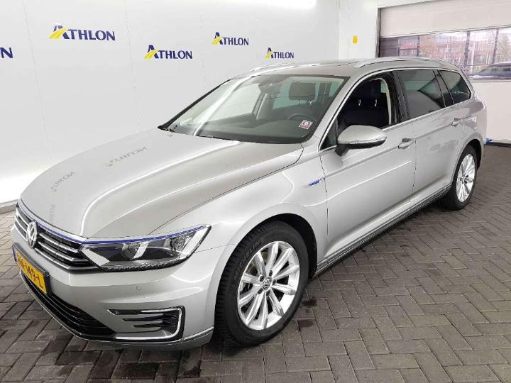 VOLKSWAGEN PASSAT 2015 wvwzzz3czge119670