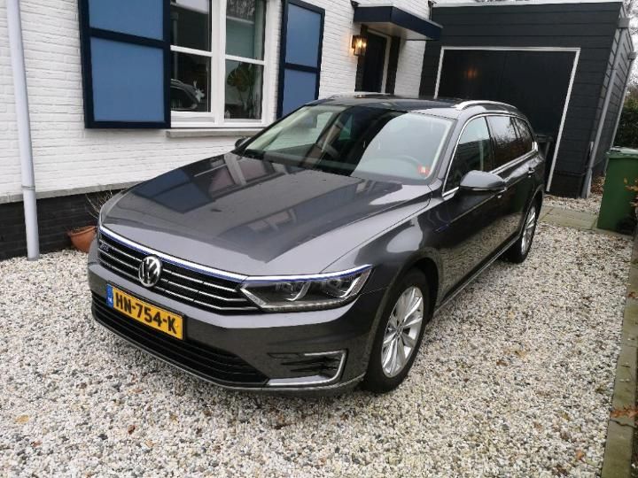 VOLKSWAGEN PASSAT 2015 wvwzzz3czge120348