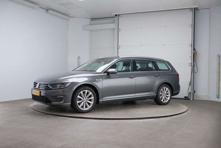 VOLKSWAGEN PASSAT 2015 wvwzzz3czge120414