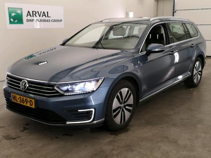 VOLKSWAGEN PASSAT 2015 wvwzzz3czge120432