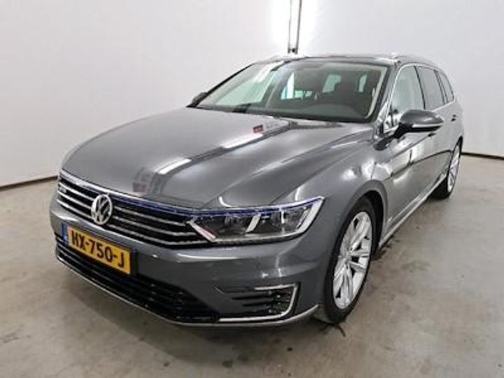 VOLKSWAGEN PASSAT 2016 wvwzzz3czge122563