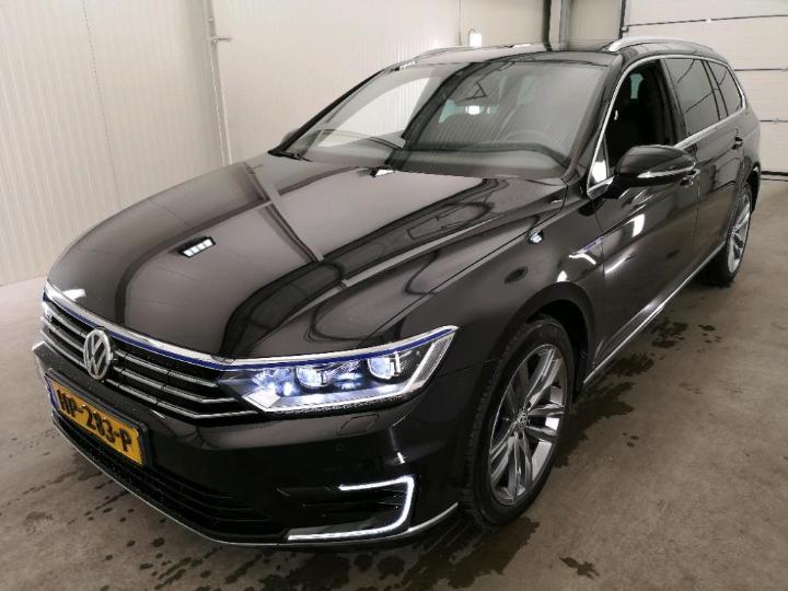 VOLKSWAGEN PASSAT 2015 wvwzzz3czge122572