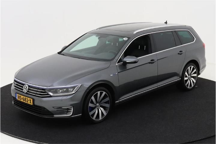 VOLKSWAGEN PASSAT 2015 wvwzzz3czge122653