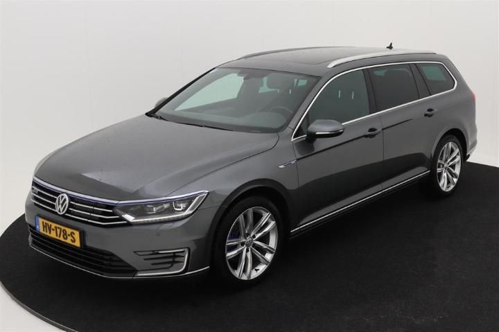 VOLKSWAGEN PASSAT 2015 wvwzzz3czge123158