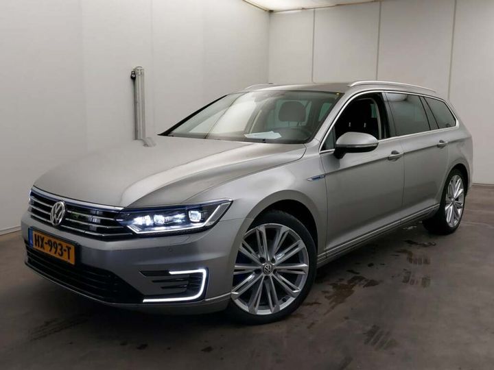 VOLKSWAGEN PASSAT 2015 wvwzzz3czge123248