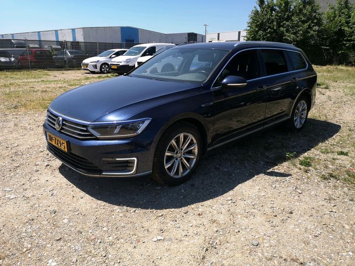 VOLKSWAGEN PASSAT 2015 wvwzzz3czge123684