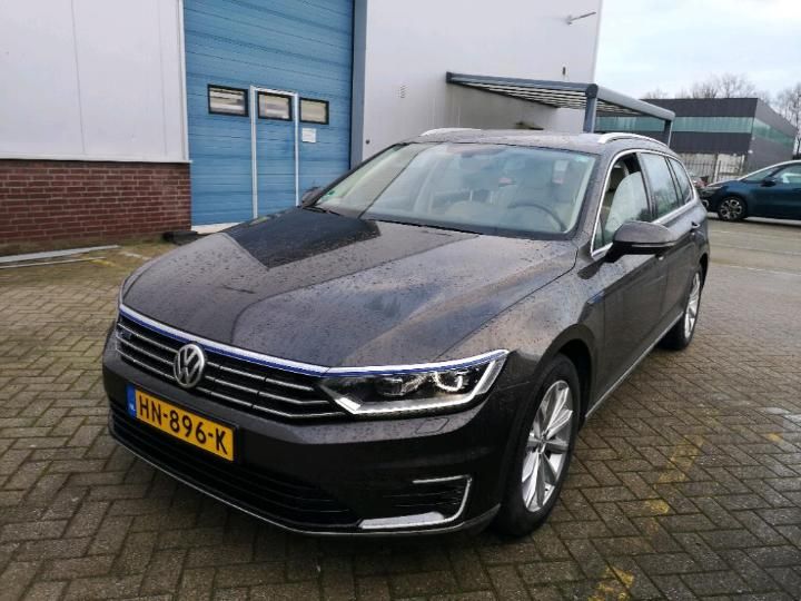 VOLKSWAGEN PASSAT 2015 wvwzzz3czge123911