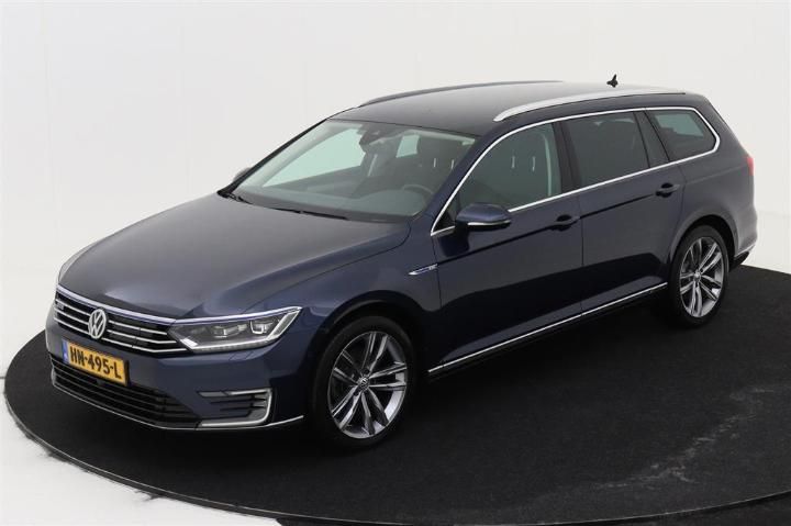 VOLKSWAGEN PASSAT 2015 wvwzzz3czge124082