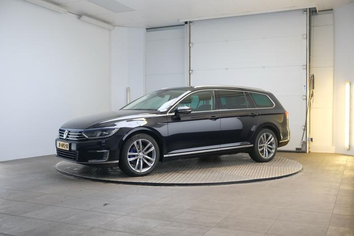 VOLKSWAGEN PASSAT 2015 wvwzzz3czge125726