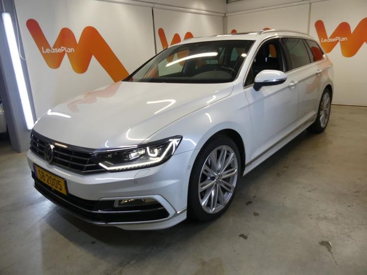 VOLKSWAGEN PASSAT 2016 wvwzzz3czge129670