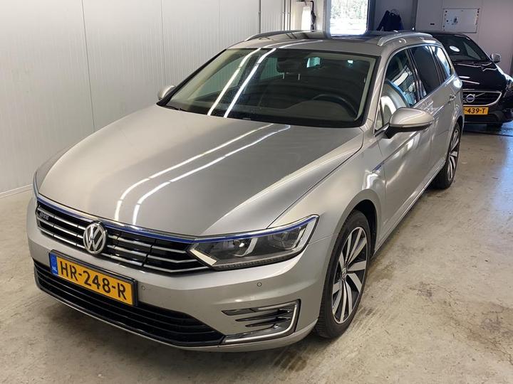 VOLKSWAGEN PASSAT 2015 wvwzzz3czge132488