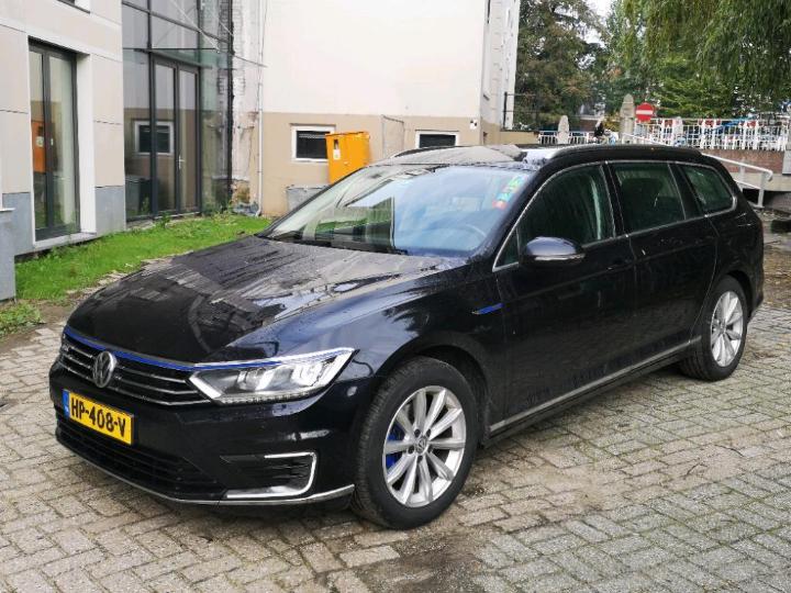 VOLKSWAGEN PASSAT 2015 wvwzzz3czge132515