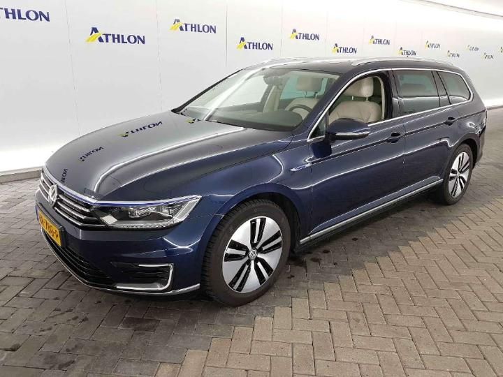 VOLKSWAGEN PASSAT 2015 wvwzzz3czge133409