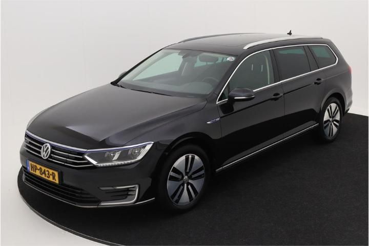 VOLKSWAGEN PASSAT 2015 wvwzzz3czge133833