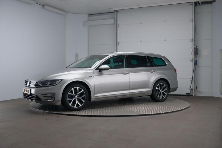 VOLKSWAGEN PASSAT 2015 wvwzzz3czge133915