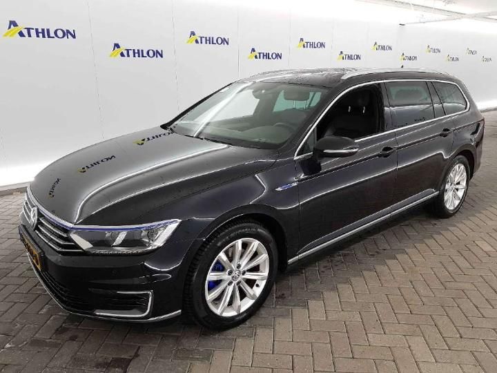 VOLKSWAGEN PASSAT 2015 wvwzzz3czge134373