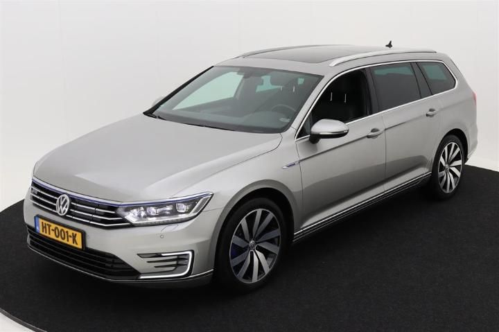 VOLKSWAGEN PASSAT 2015 wvwzzz3czge135201