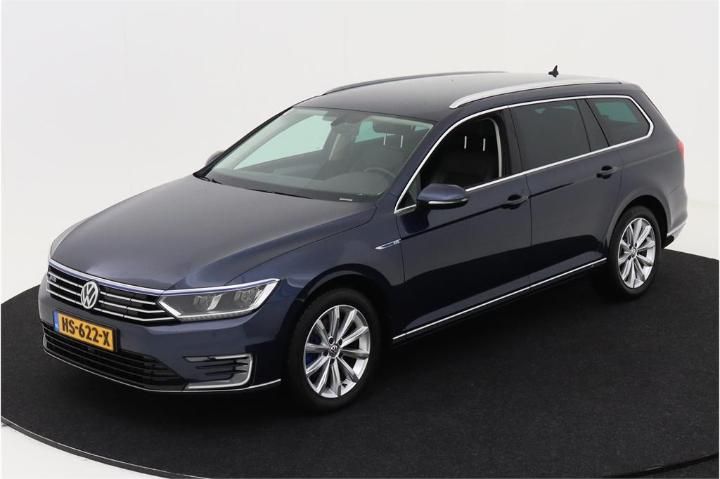 VOLKSWAGEN PASSAT 2015 wvwzzz3czge135483