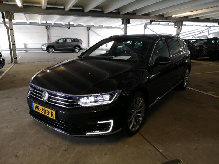 VOLKSWAGEN PASSAT 2015 wvwzzz3czge136537