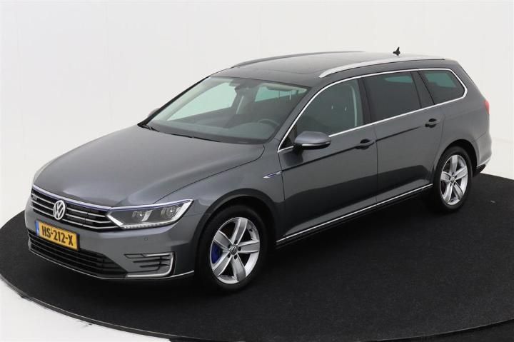 VOLKSWAGEN PASSAT 2015 wvwzzz3czge137050