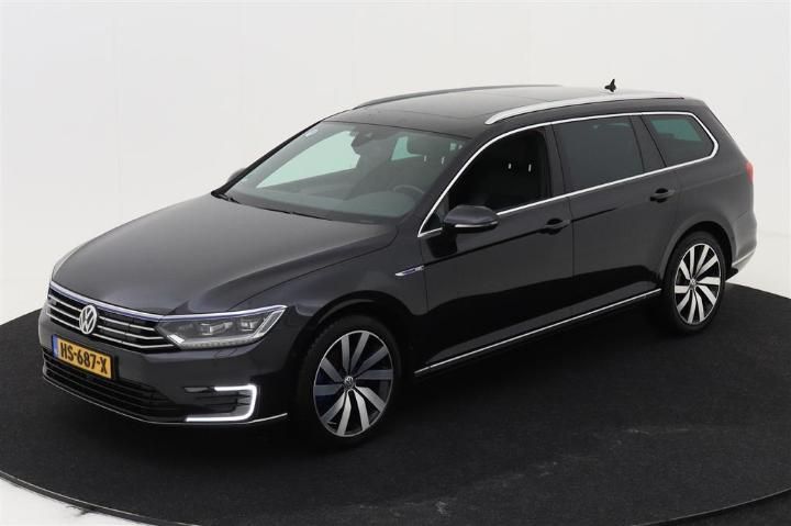 VOLKSWAGEN PASSAT 2015 wvwzzz3czge137167