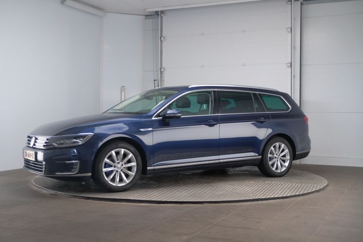 VOLKSWAGEN PASSAT 2015 wvwzzz3czge144345