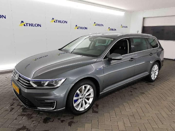 VOLKSWAGEN PASSAT 2015 wvwzzz3czge144471