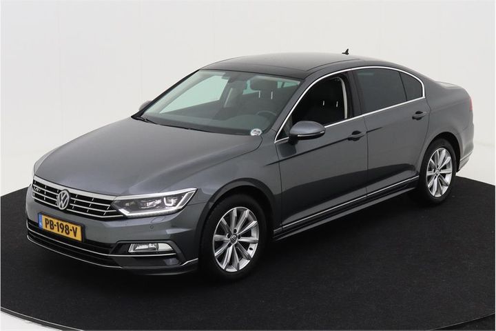 VOLKSWAGEN PASSAT 2017 wvwzzz3czge144680