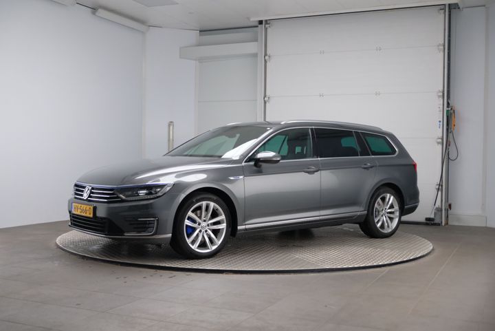 VOLKSWAGEN PASSAT 2015 wvwzzz3czge144682