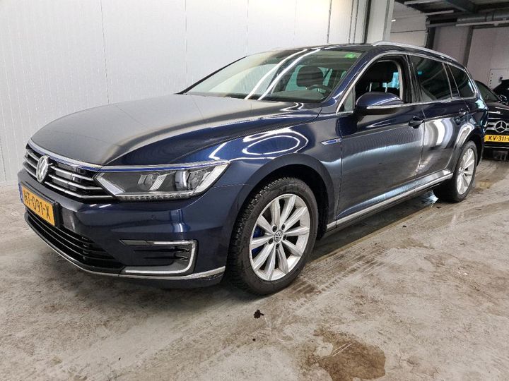 VOLKSWAGEN PASSAT 2015 wvwzzz3czge144898