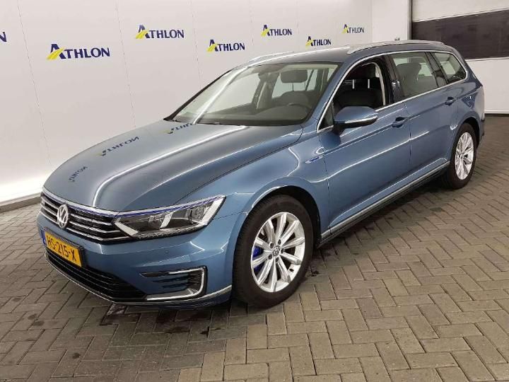 VOLKSWAGEN PASSAT 2015 wvwzzz3czge145148