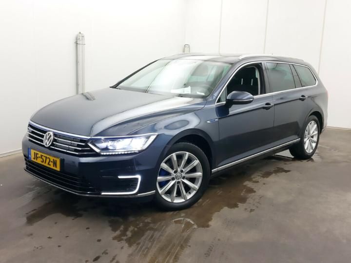 VOLKSWAGEN PASSAT 2015 wvwzzz3czge145221