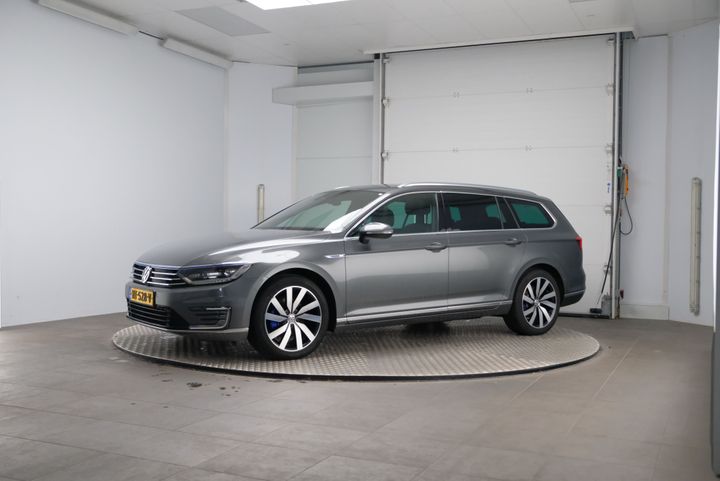 VOLKSWAGEN PASSAT 2015 wvwzzz3czge145321