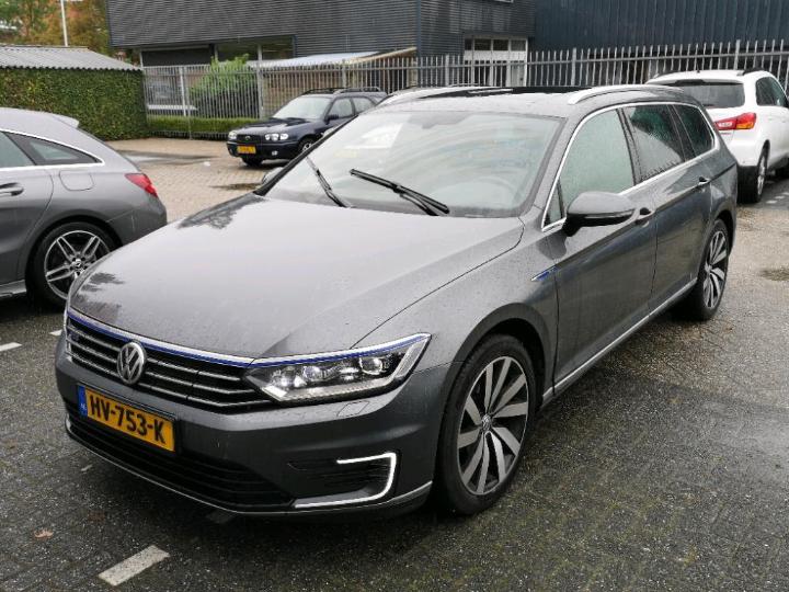 VOLKSWAGEN PASSAT 2015 wvwzzz3czge145406