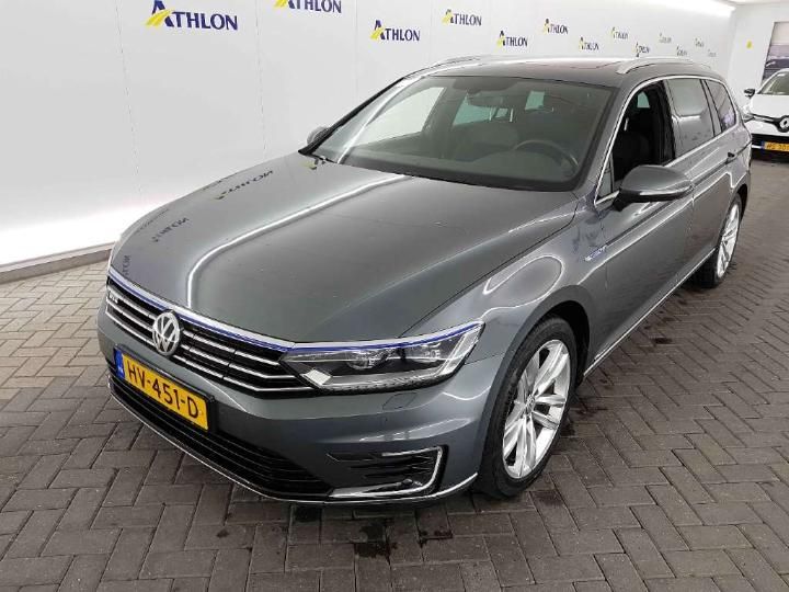 VOLKSWAGEN PASSAT 2015 wvwzzz3czge145476