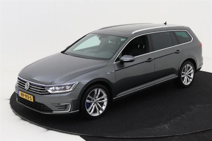 VOLKSWAGEN PASSAT 2015 wvwzzz3czge145825