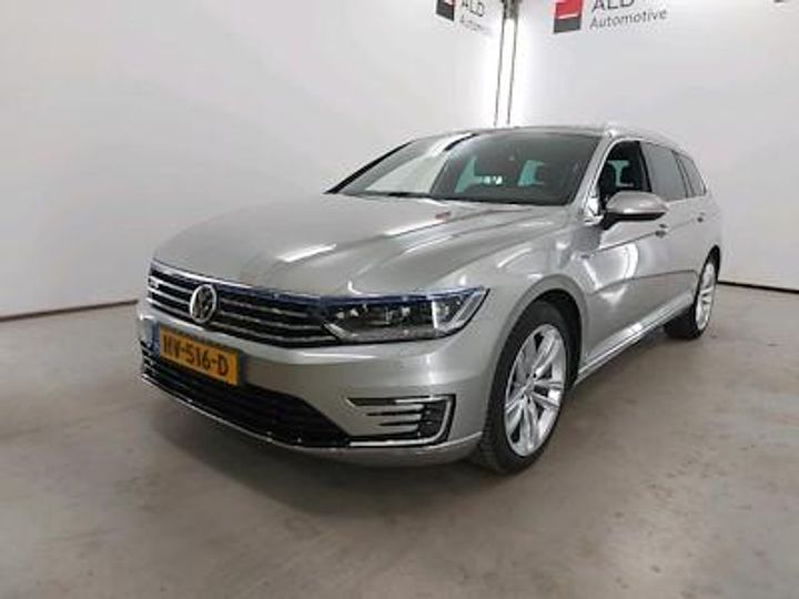 VOLKSWAGEN PASSAT 2015 wvwzzz3czge145906