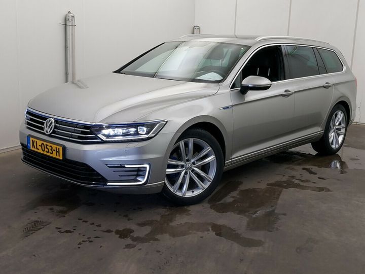 VOLKSWAGEN PASSAT 2016 wvwzzz3czge146224