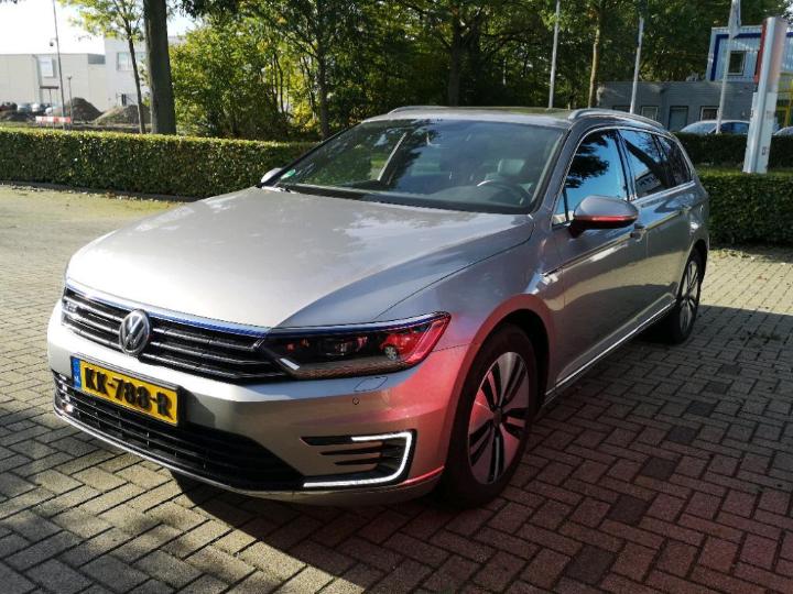 VOLKSWAGEN PASSAT 2016 wvwzzz3czge146512