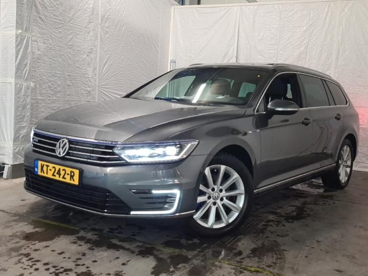 VOLKSWAGEN PASSAT 2016 wvwzzz3czge146971