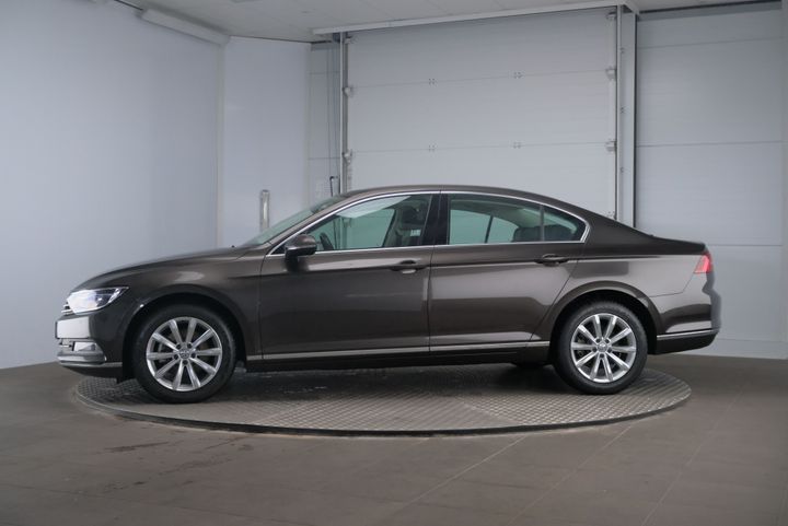 VOLKSWAGEN PASSAT 2016 wvwzzz3czge161103