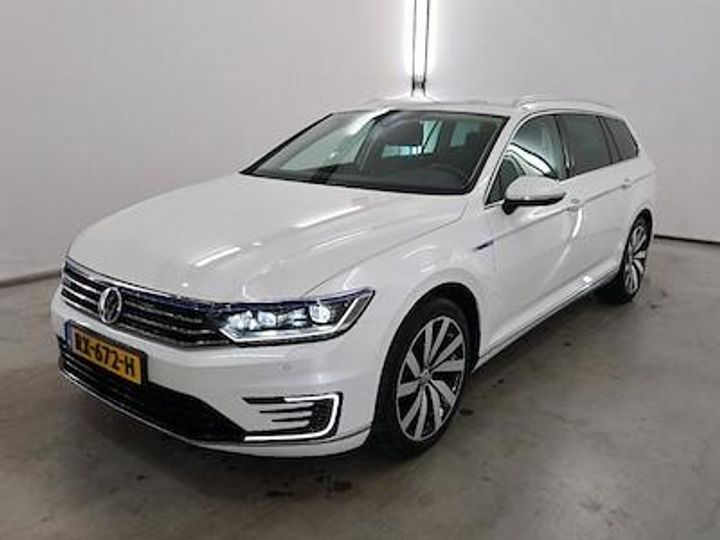 VOLKSWAGEN PASSAT 2016 wvwzzz3czge192572