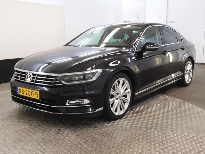 VOLKSWAGEN PASSAT 2016 wvwzzz3czge196863