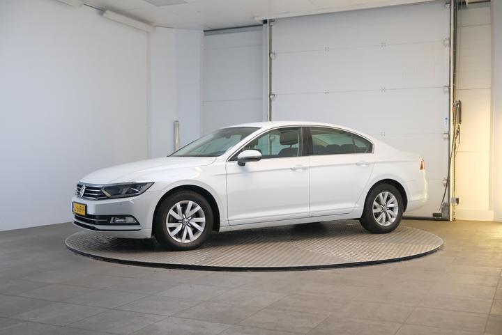 VOLKSWAGEN PASSAT 2016 wvwzzz3czge198079